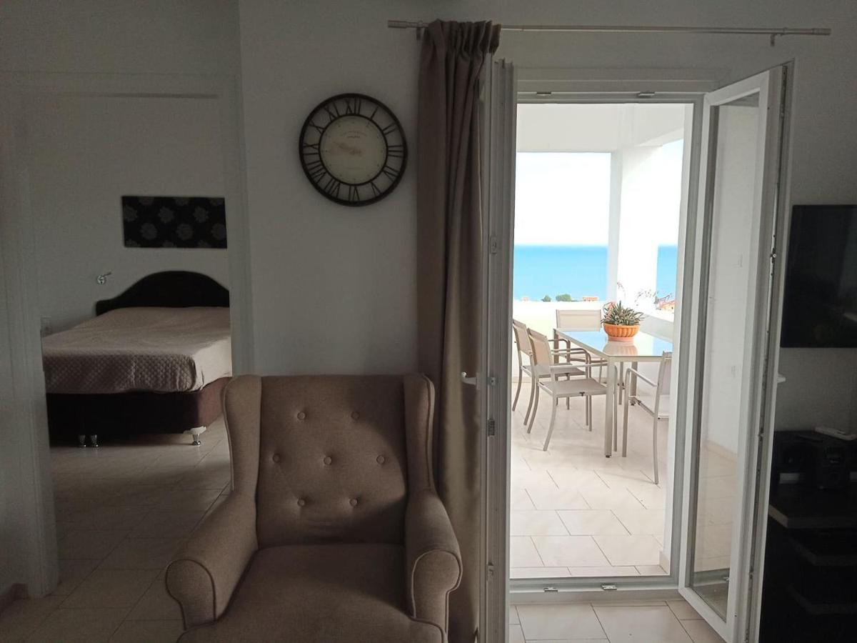 Thea Apartment Agia Marina